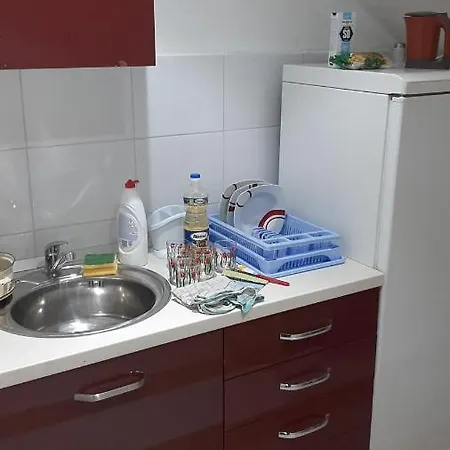 Hadzici Apartment